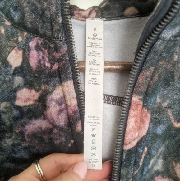 Lululemon Scuba Hoodie Light Cotton Fleece Frosted Rose Multi Size 8 - Picture 10 of 13